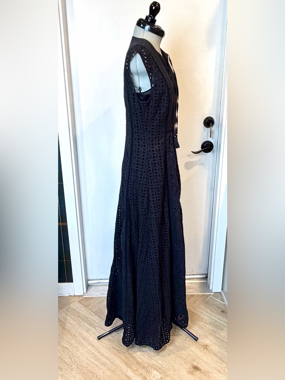 Veronica Beard Alina Cotton Eyelet Maxi Dress, Black, 0, EUC - Picture 8 of 16